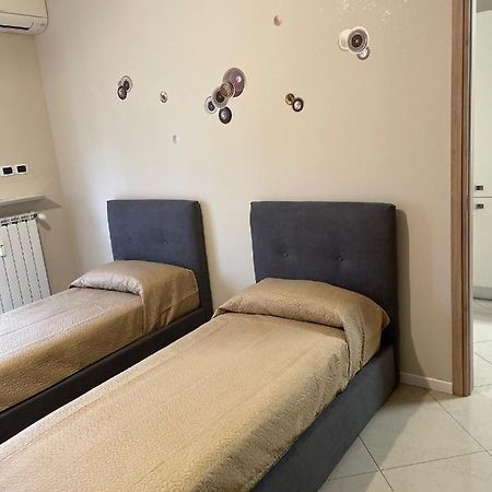 Ferienwohnung Casamagnolia Cernusco Sul Naviglio Exterior foto